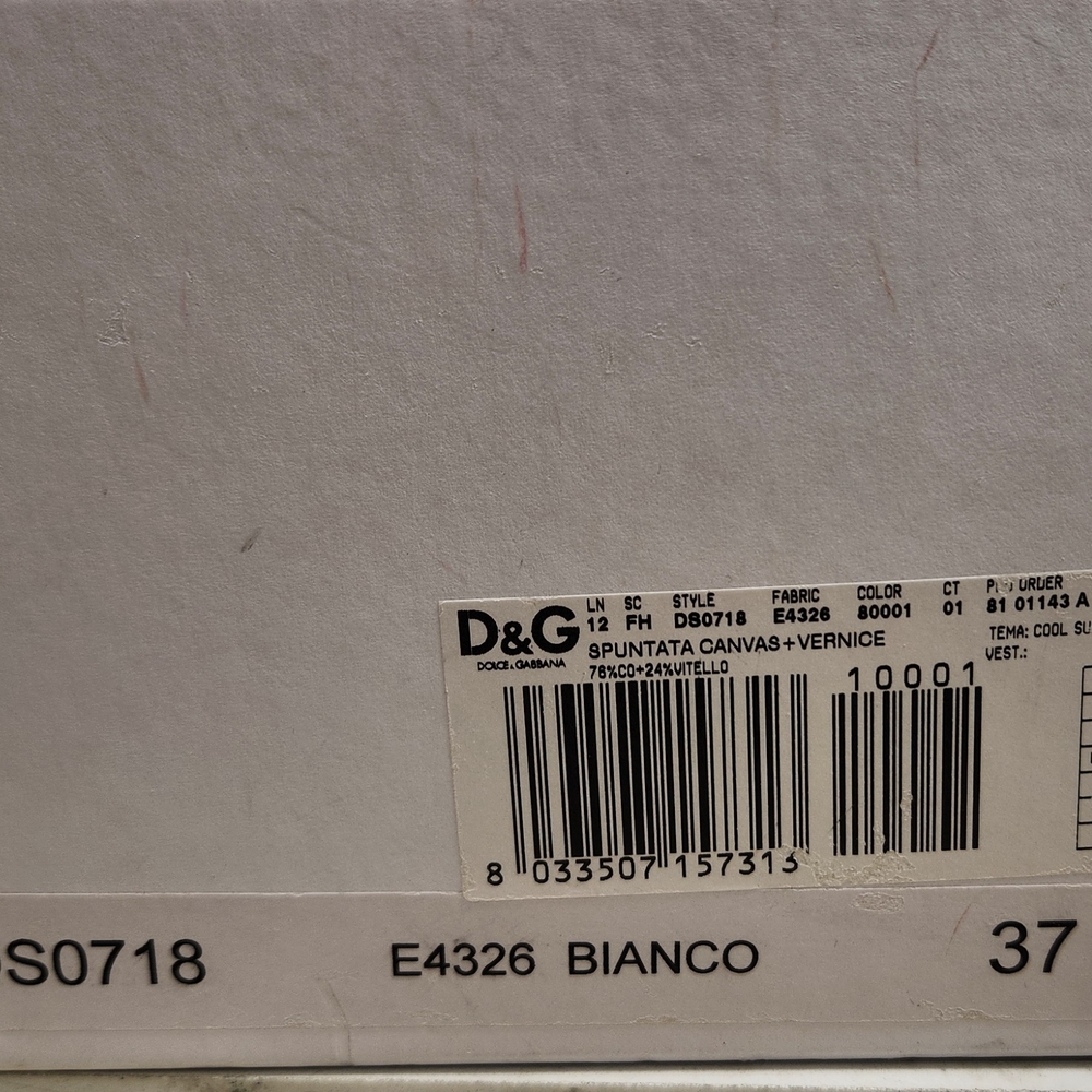D&G Red and White Women's Shoes - Picture 10 of 14